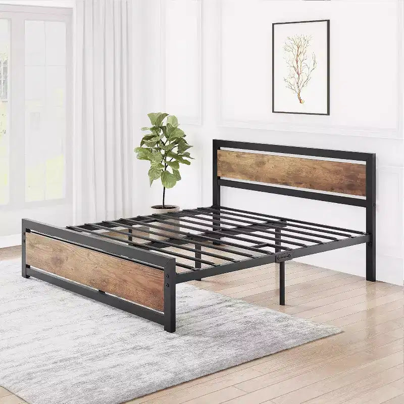 Telaio Letto Industriale in Metallo con Testiera in Legno