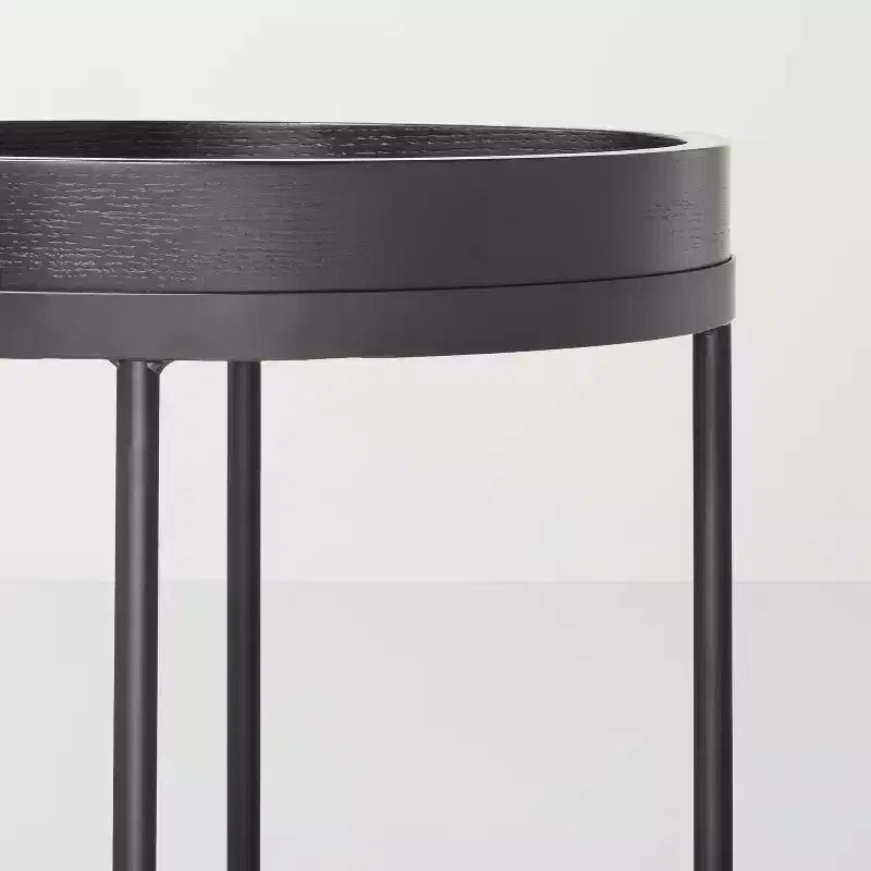 Tavolino d'appoggio rotondo in legno e metallo - nero