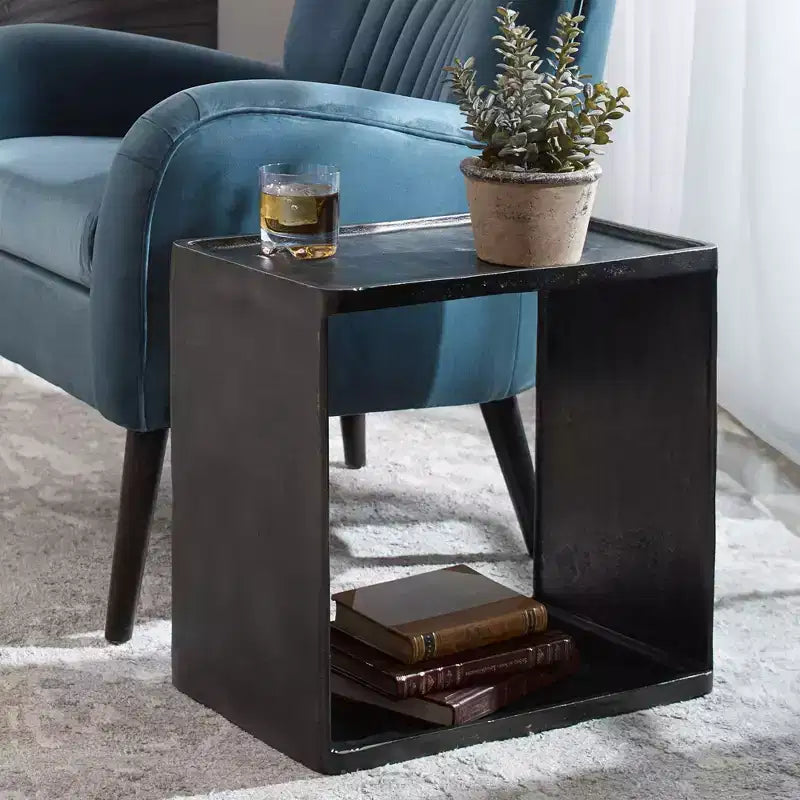 Tavolino Industriale in Metallo con Vano Aperto – Nero, 50,8 x 30,5 cm